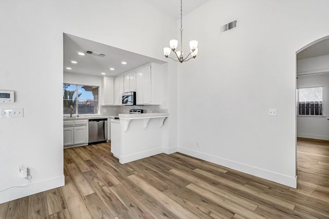 2270 N Brunswick Ave., Fresno, CA 93722