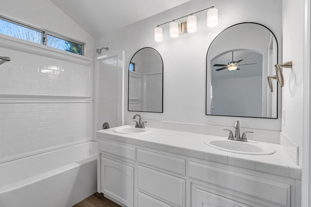 2270 N Brunswick Ave., Fresno, CA 93722