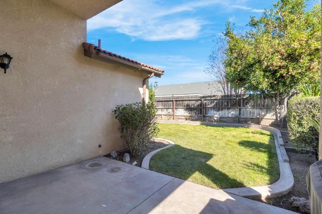 2270 N Brunswick Ave., Fresno, CA 93722