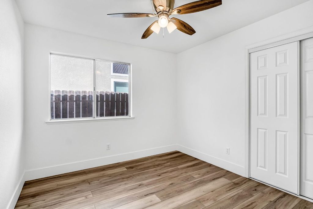 Image 23 of property listing at 2270 N Brunswick Ave., Fresno, CA 93722