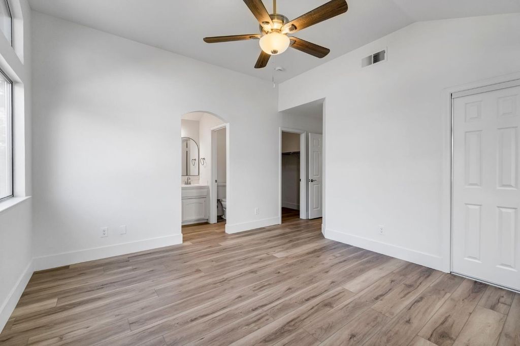 Image 26 of property listing at 2270 N Brunswick Ave., Fresno, CA 93722