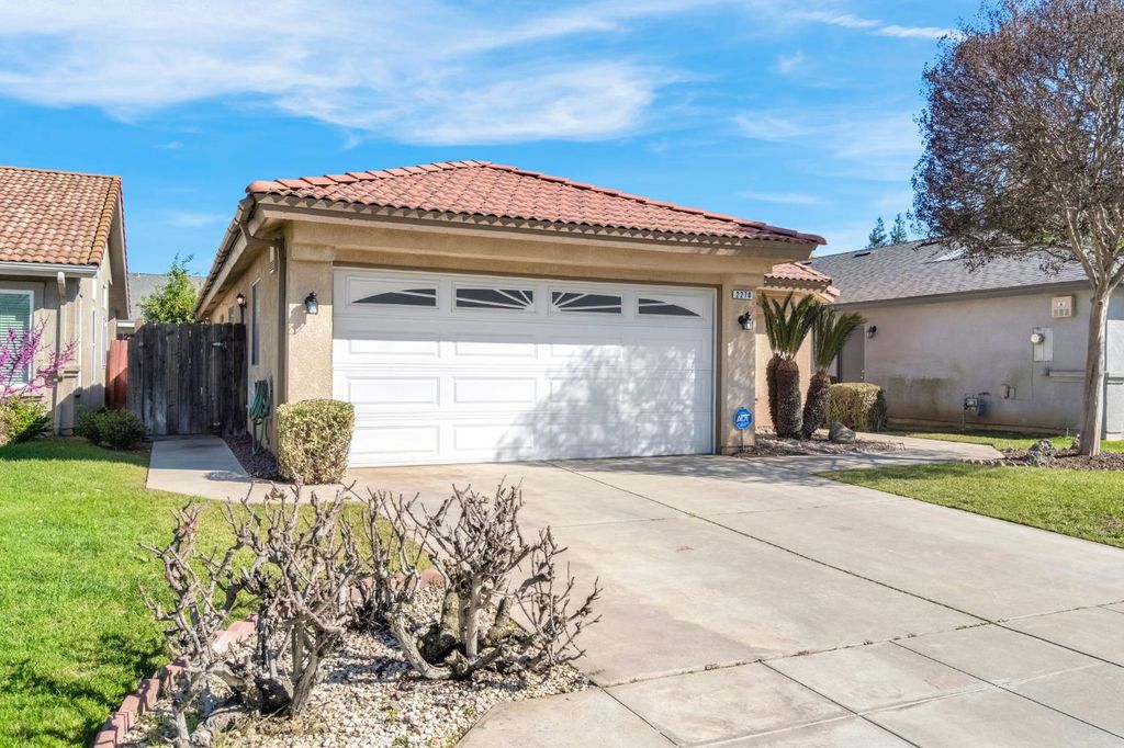 Image 3 of property listing at 2270 N Brunswick Ave., Fresno, CA 93722