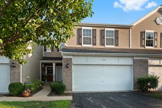 176 Willoughby Court C, Yorkville, IL 60560