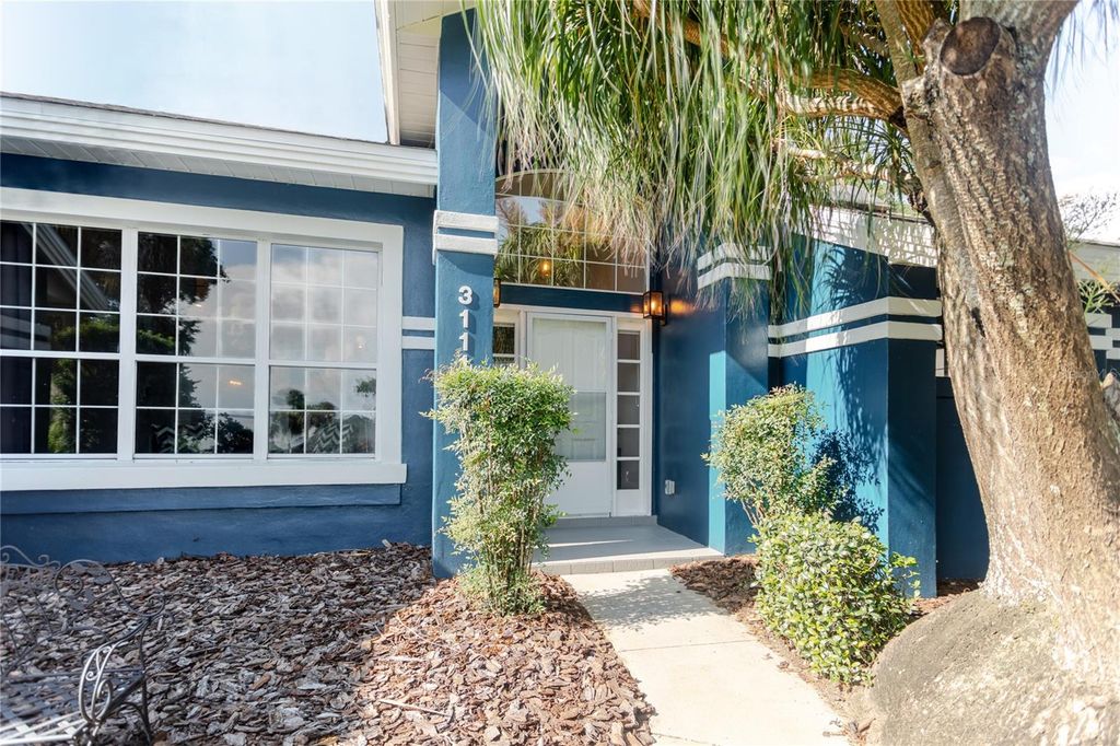 3111 INDIAN TRAIL, Eustis, FL 32726