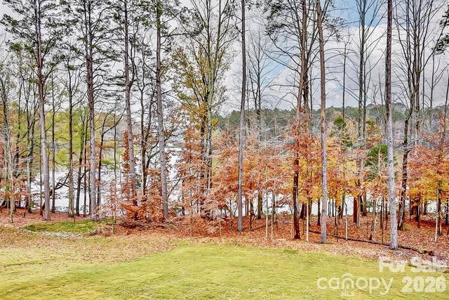 199 Hamptons Cove Road, Troutman, NC 28166