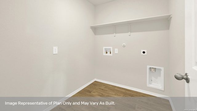 1107 PRINCE ALBERT, Seguin, TX 78155