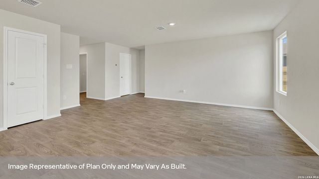 1107 PRINCE ALBERT, Seguin, TX 78155