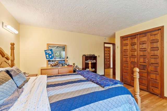 99 Beaver Road, Reading, MA 01867
