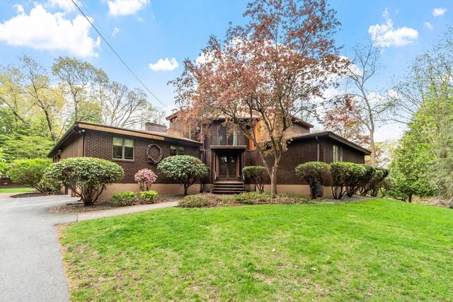 99 Beaver Road, Reading, MA 01867