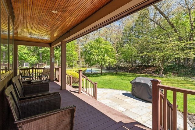 99 Beaver Road, Reading, MA 01867