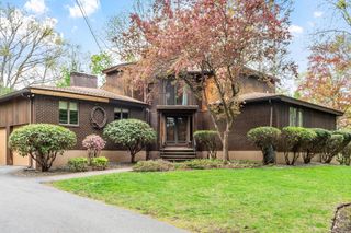 99 Beaver Road, Reading, MA 01867
