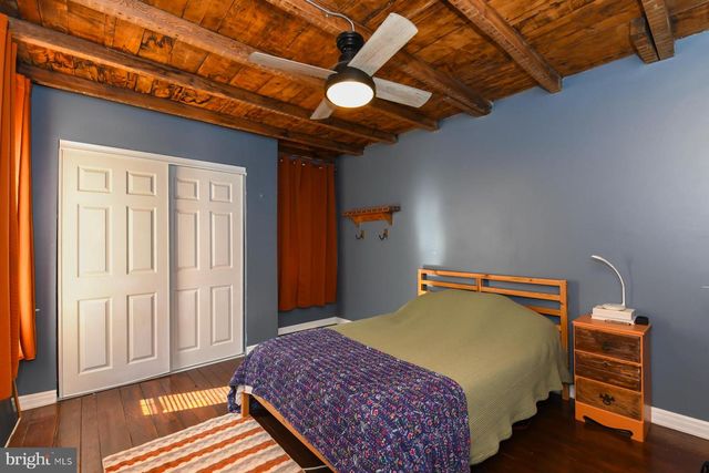 326 PENN ST, Burlington, NJ 08016