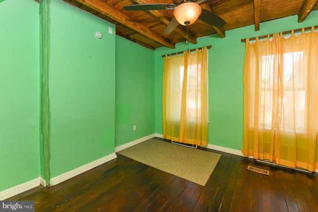 326 PENN ST, Burlington, NJ 08016