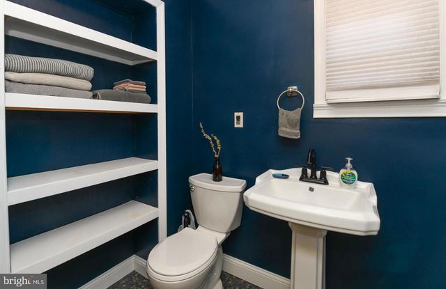 326 PENN ST, Burlington, NJ 08016