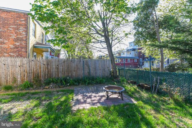 326 PENN ST, Burlington, NJ 08016