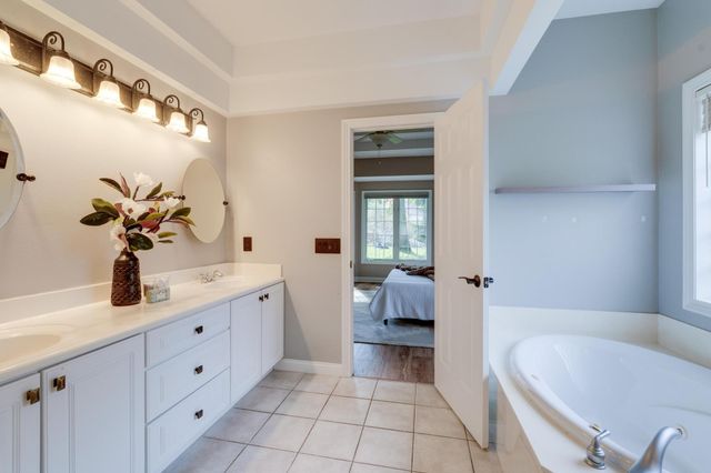 7809 Quail Creek Road, Maumee, OH 43537