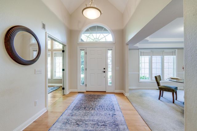 7809 Quail Creek Road, Maumee, OH 43537