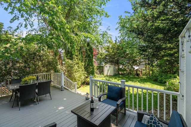 96 Beech St, Boston, MA 02131