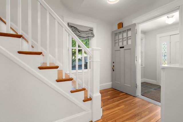96 Beech St, Boston, MA 02131