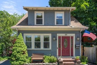 96 Beech St, Boston, MA 02131