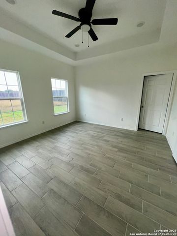 811 Polk, Beeville, TX 78102