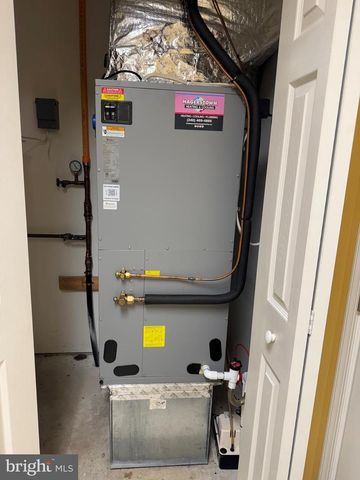 720 NAPLES DR, Hagerstown, MD 21740