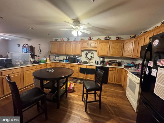 720 NAPLES DR, Hagerstown, MD 21740