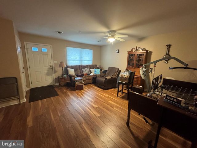 720 NAPLES DR, Hagerstown, MD 21740