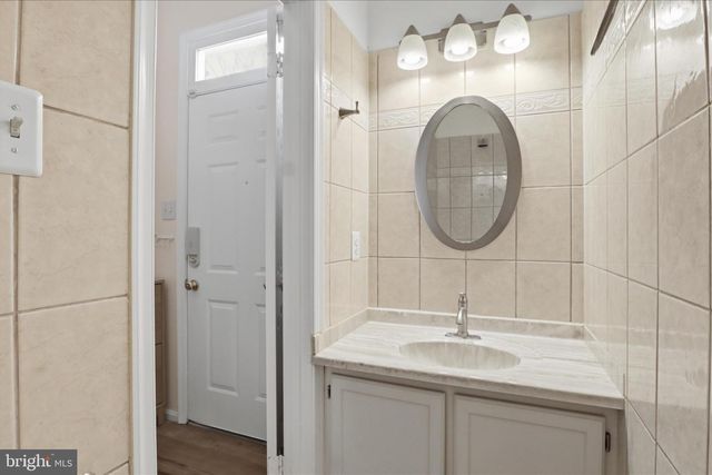 5927 WILD BROOK CT, Centreville, VA 20121