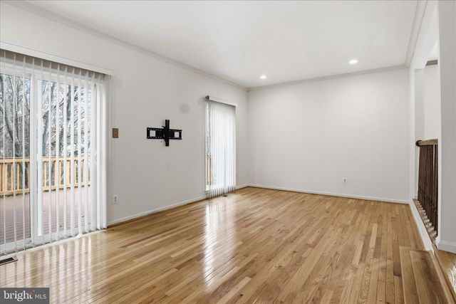 5927 WILD BROOK CT, Centreville, VA 20121