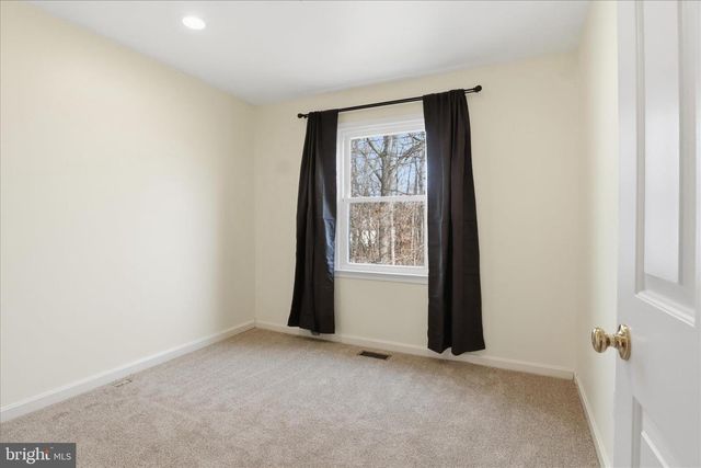 5927 WILD BROOK CT, Centreville, VA 20121