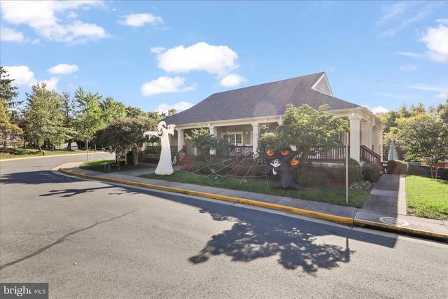 5927 WILD BROOK CT, Centreville, VA 20121