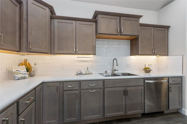 1202 Daylight LANE, Billings, MT 59106