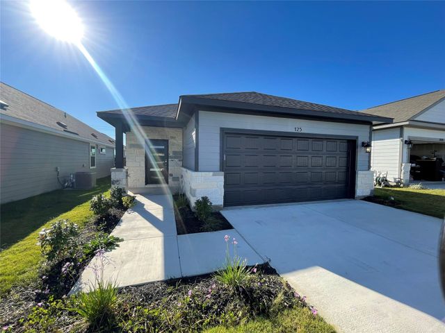 125 Unforgiven LN, Jarrell, TX 76537