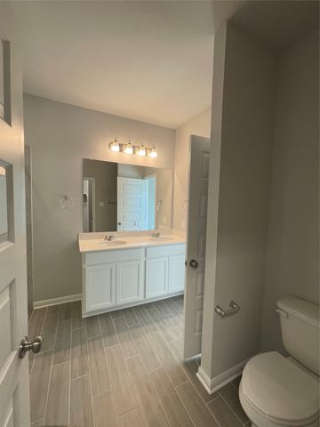 125 Unforgiven LN, Jarrell, TX 76537