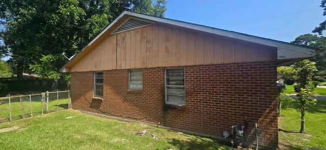 3115 Anita Cir, Baton Rouge, LA 70805