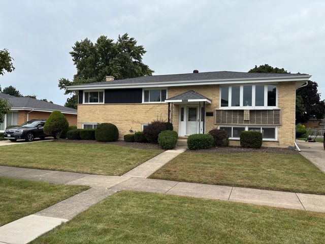 565 Arlene Drive, Wood Dale, IL 60191