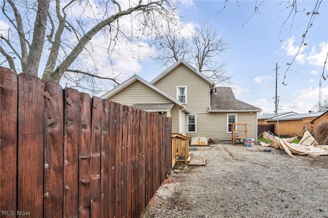 907 Duncan Street SW, Massillon, OH 44647