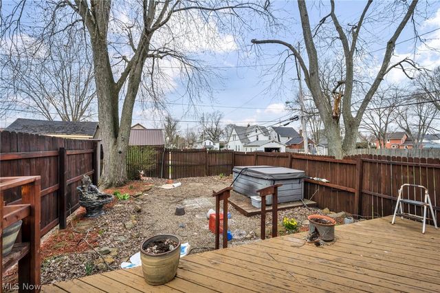 907 Duncan Street SW, Massillon, OH 44647