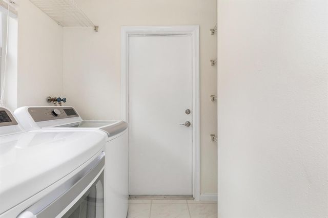 10654 Santa Laguna Drive, Boca Raton, FL 33428