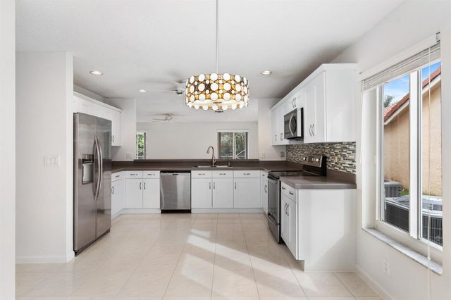 10654 Santa Laguna Drive, Boca Raton, FL 33428