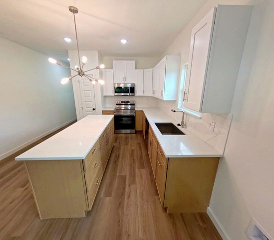271 11th Street, Paris, TX 75460