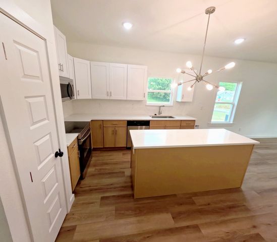 271 11th Street, Paris, TX 75460