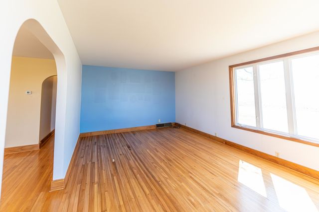 3405 S White Rock Road, Rochelle, IL 61068