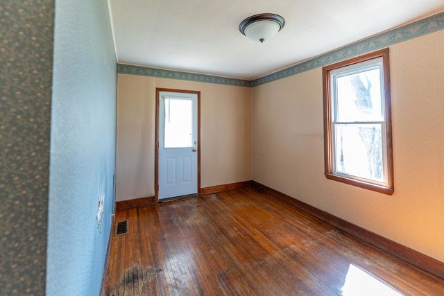 3405 S White Rock Road, Rochelle, IL 61068