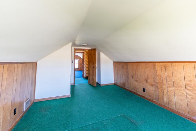 3405 S White Rock Road, Rochelle, IL 61068