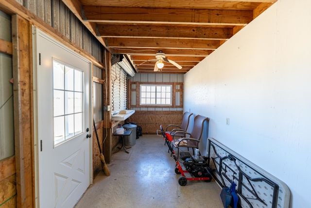 3405 S White Rock Road, Rochelle, IL 61068