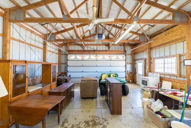 3405 S White Rock Road, Rochelle, IL 61068