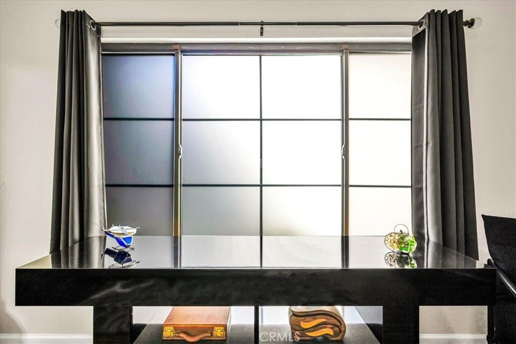 Image 23 of property listing at 194 Green Mountain Drive, Palm Desert, CA 92211