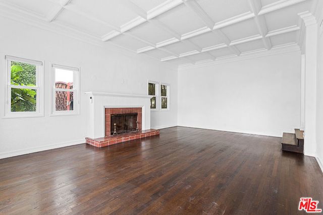 6611 W 6th Street, Los Angeles, CA 90048